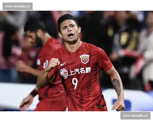 米尔屡次制造威胁机会却未能攻破对方防线展现顽强防守实力